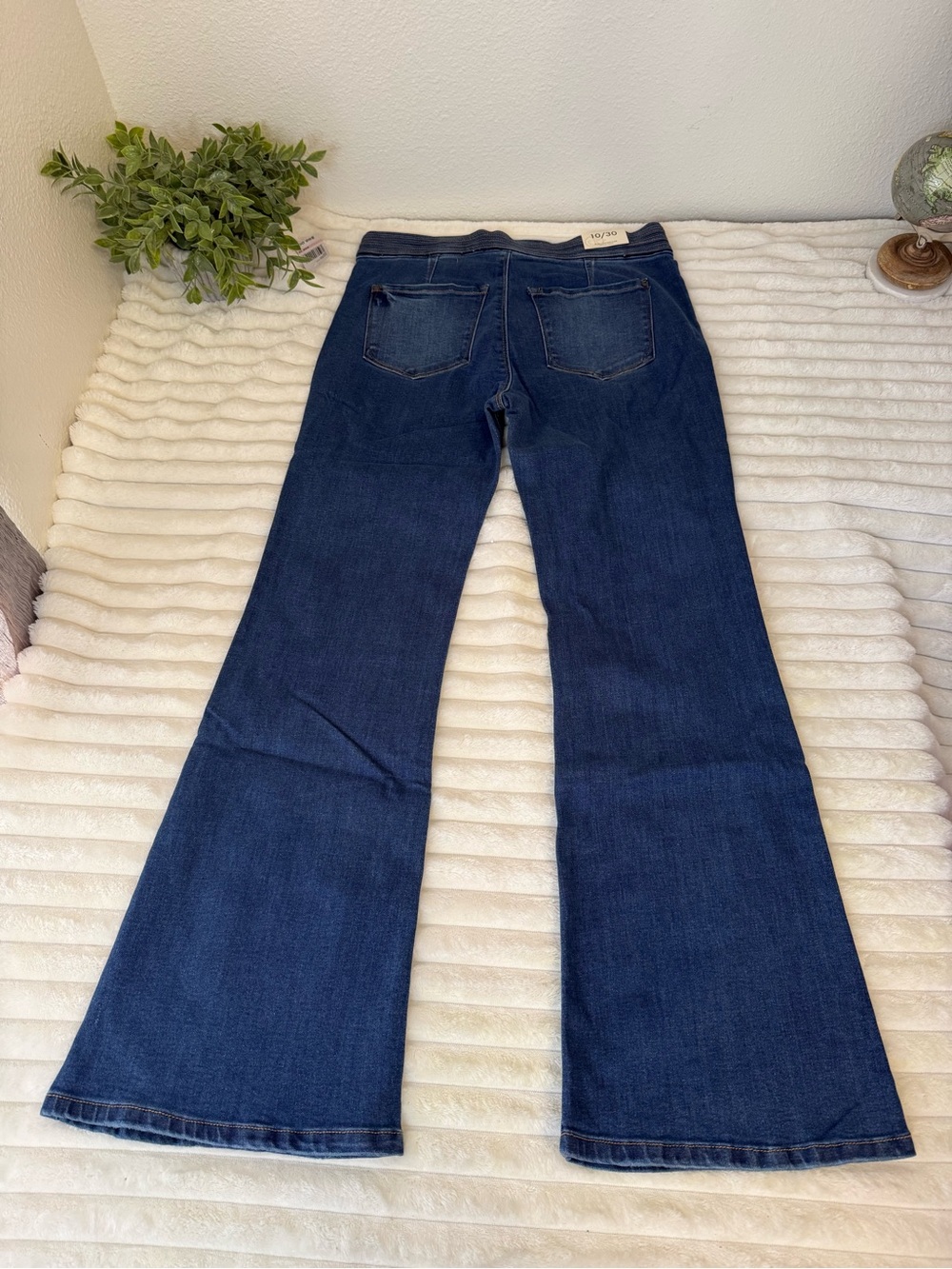 Curve Appeal High Rise Flare Jeans size 10 30 - Picture 10 of 11